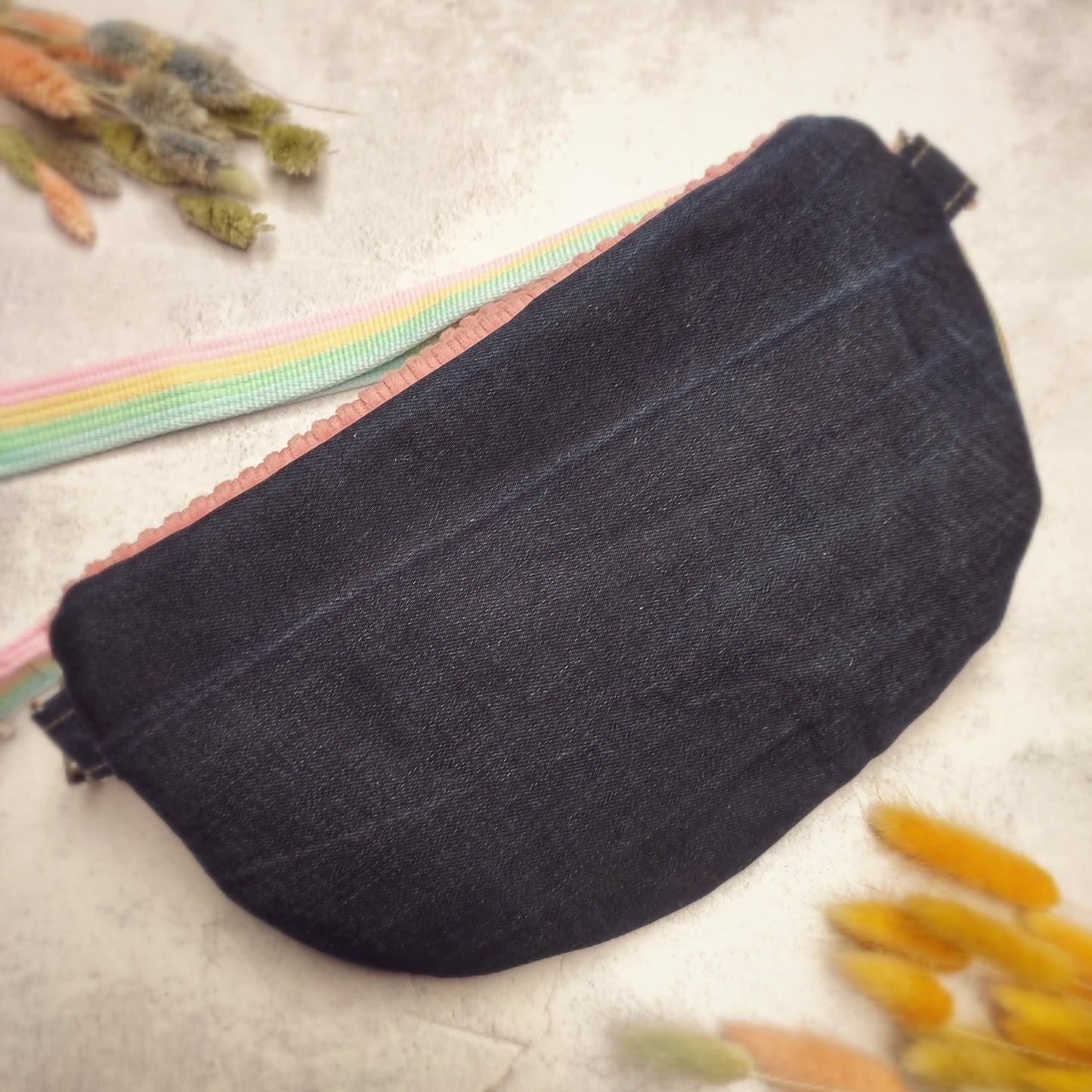 Upcycling Jeans Crossbag "Hippie Spirit"