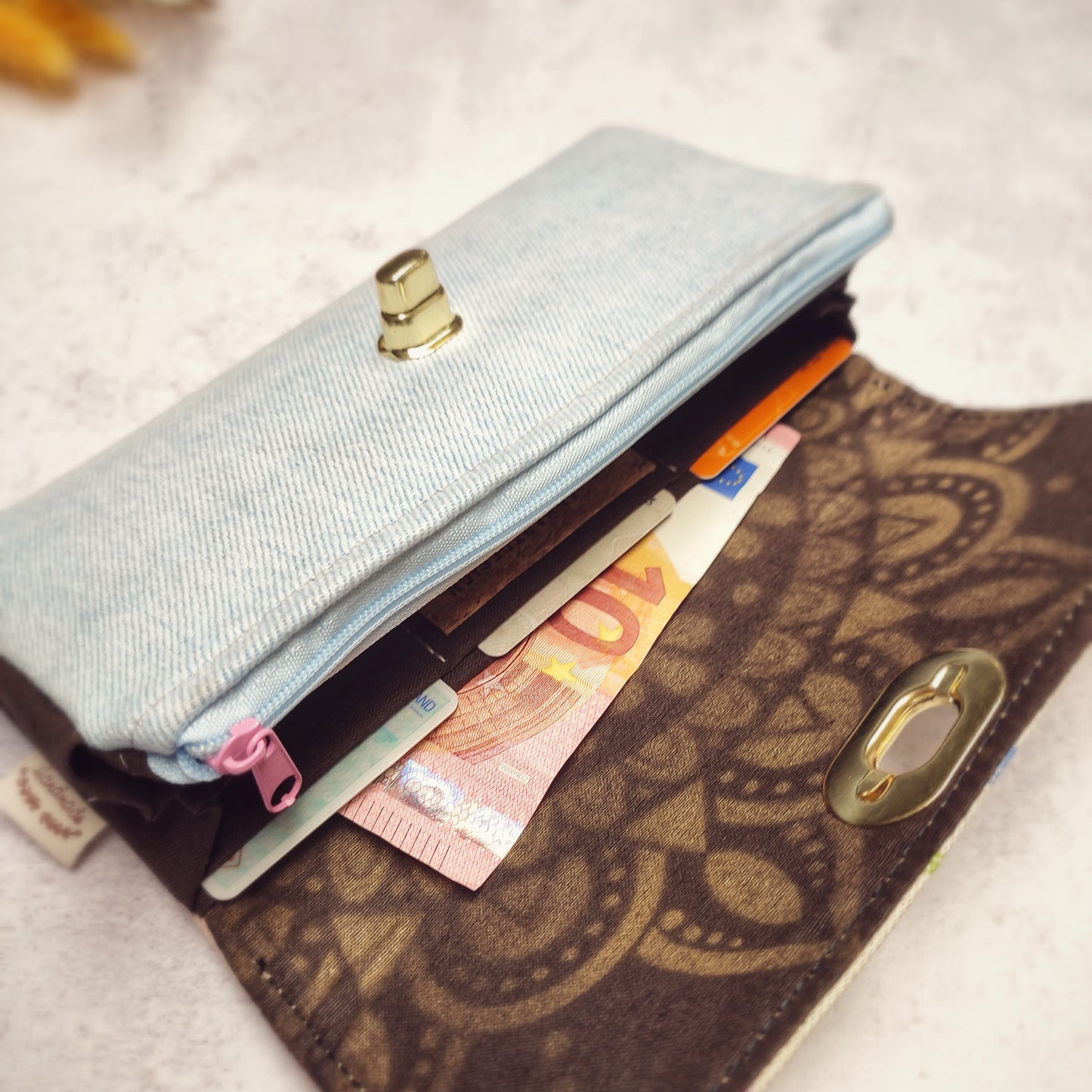 Upcycling Geldbörse "Hippie Spirit"