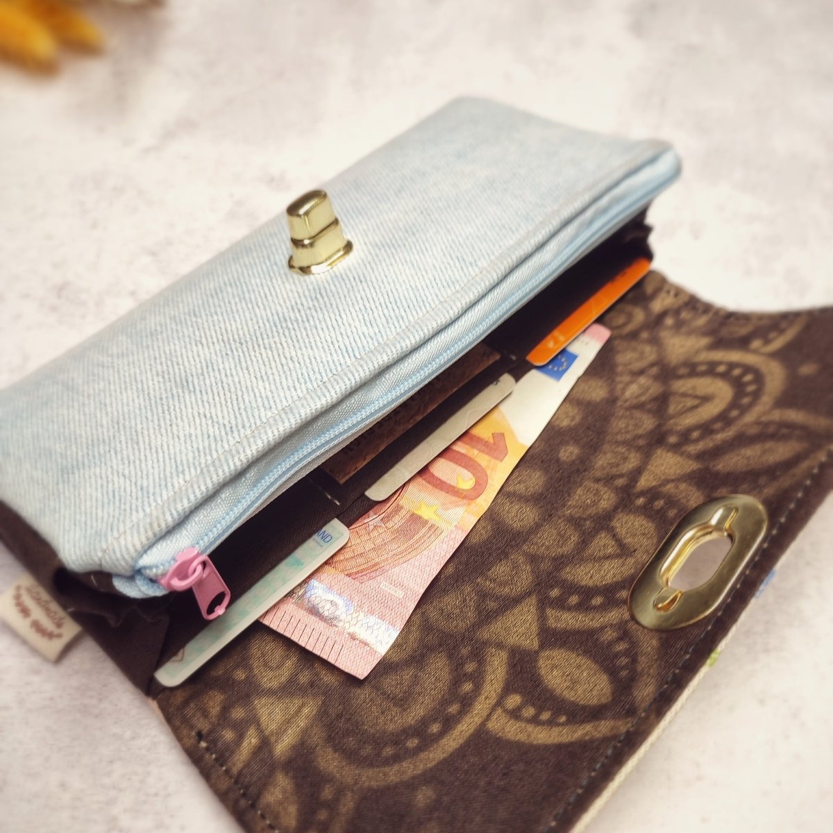 Upcycling Geldbörse "Hippie Spirit"