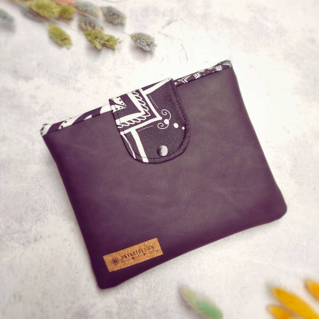 Buch-Tasche "Black&White"