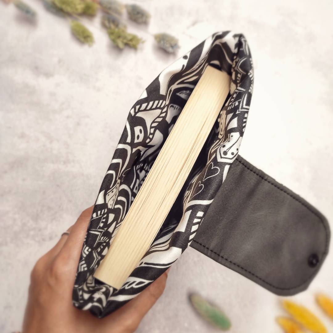 Buch-Tasche "Black&White"