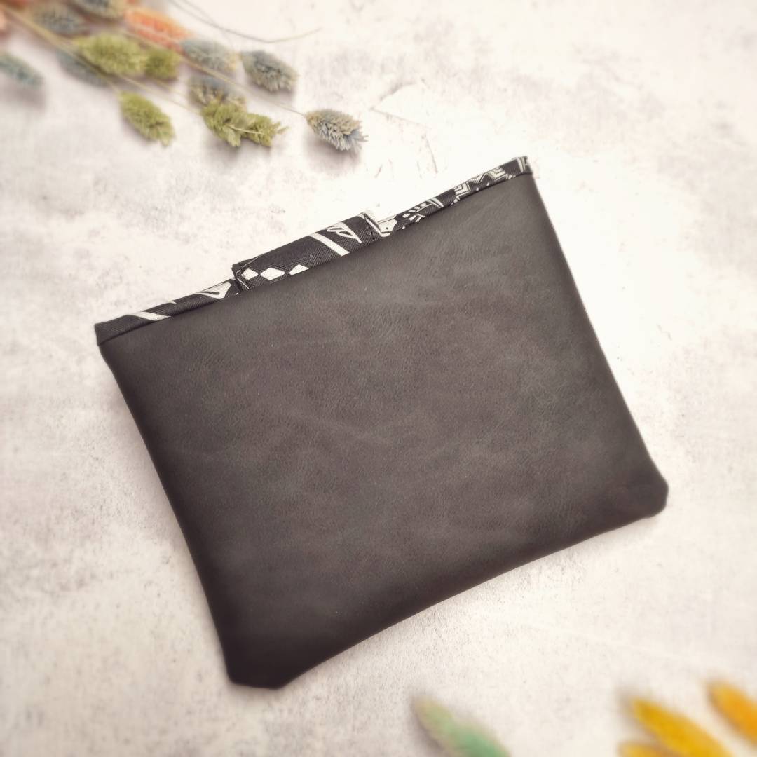 Buch-Tasche "Black&White"