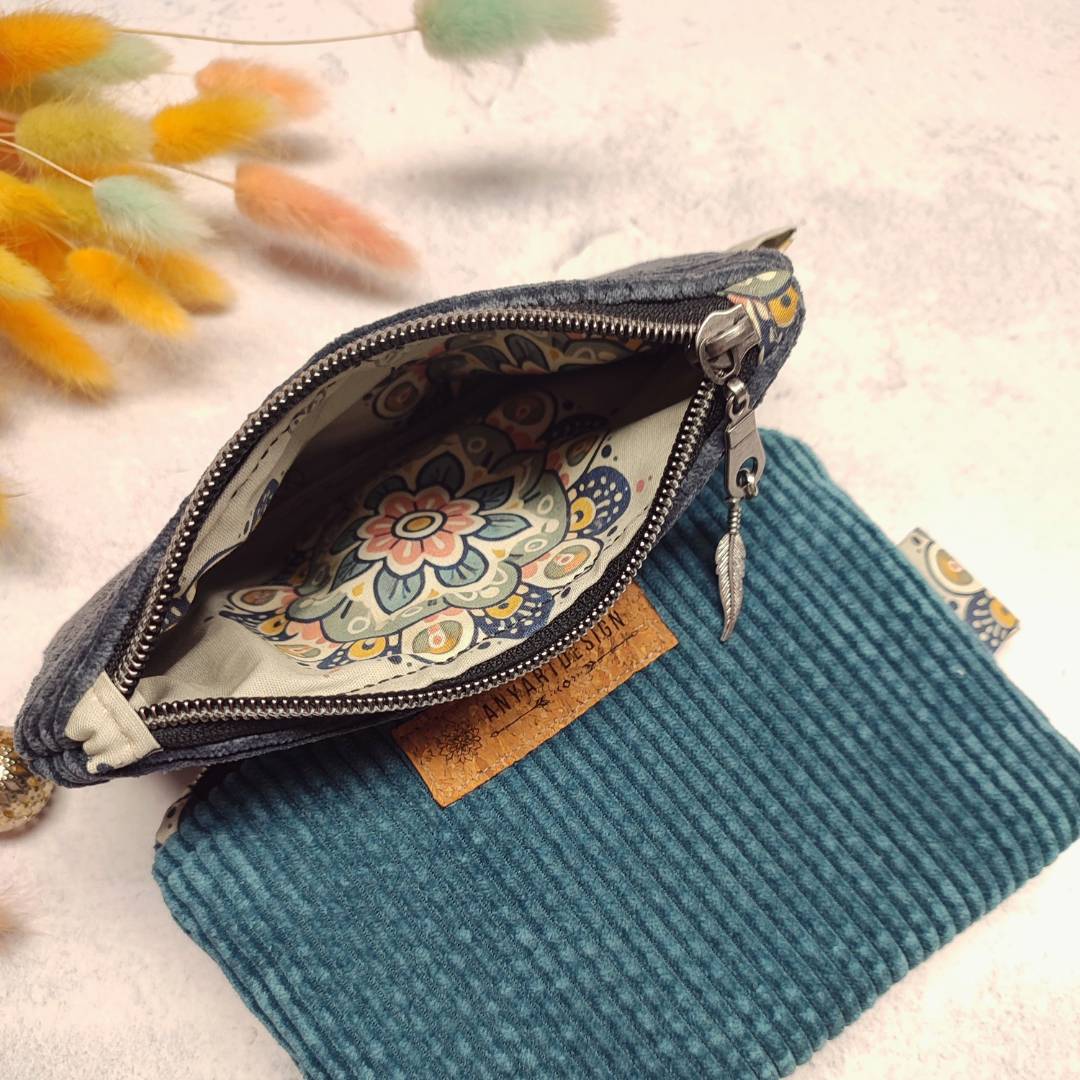 Cord Täschchen "Mandalablume"