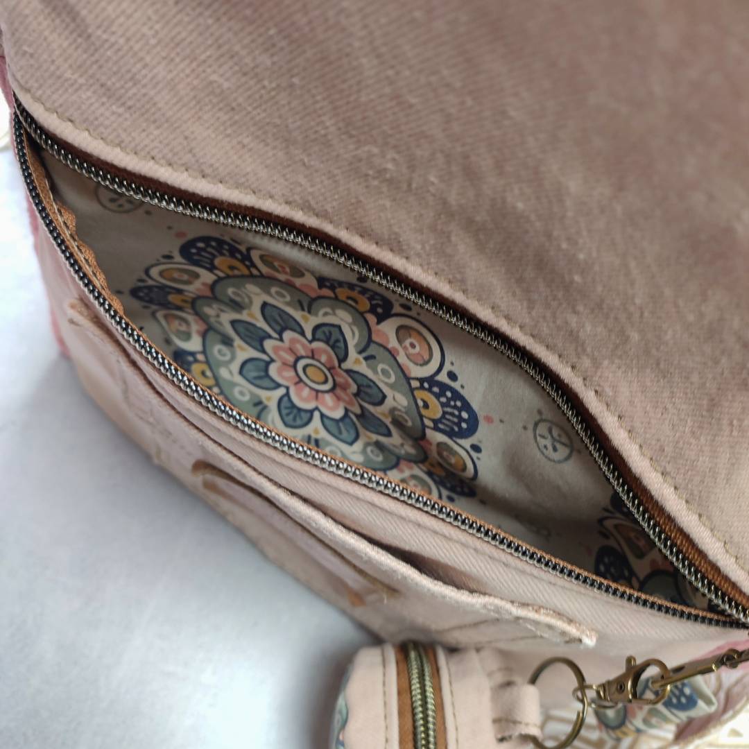 Upcycling Jeans Rucksack "Rosa"
