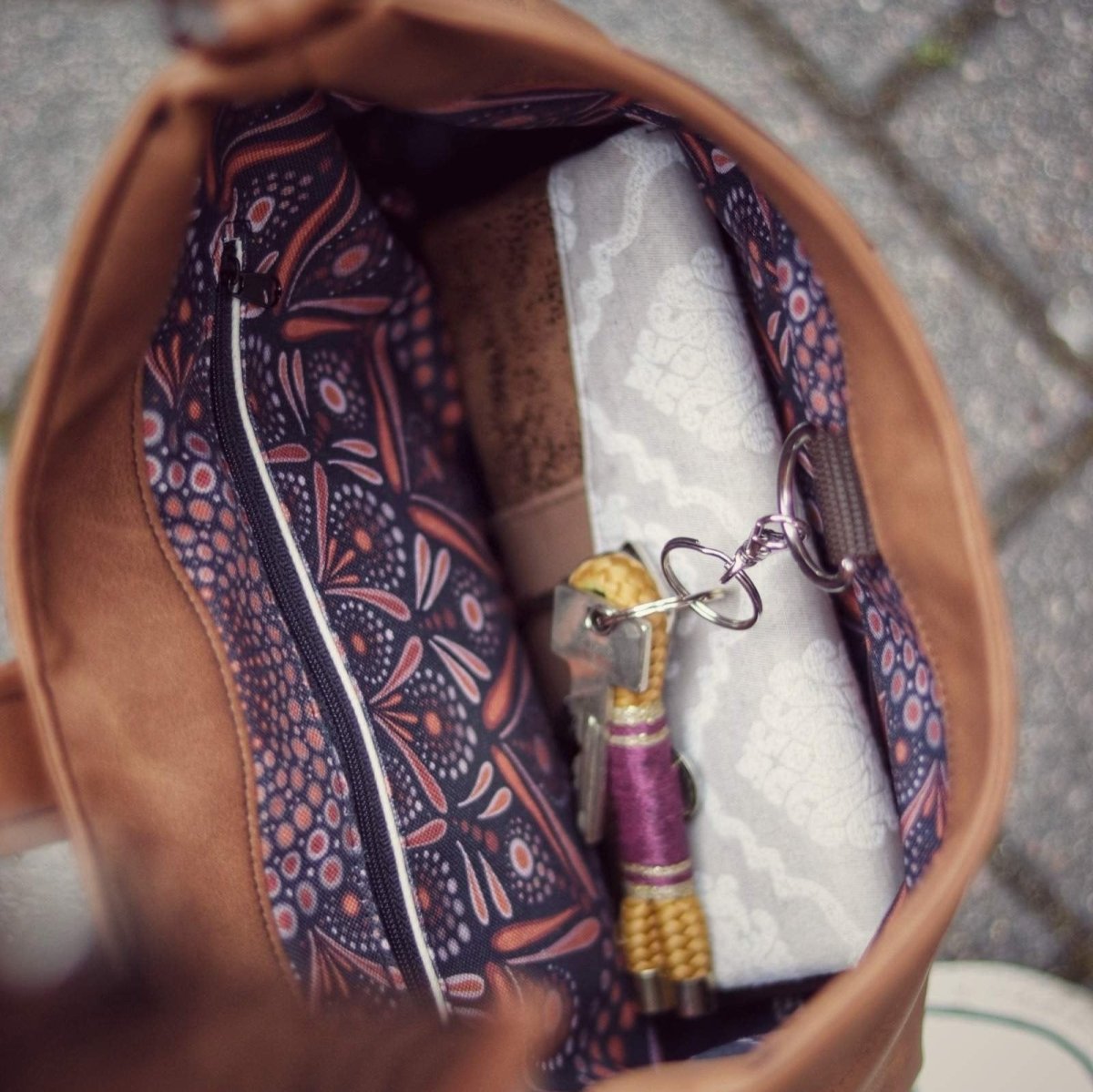 Wendetasche-Mandala-Dotpaint-Innenansicht