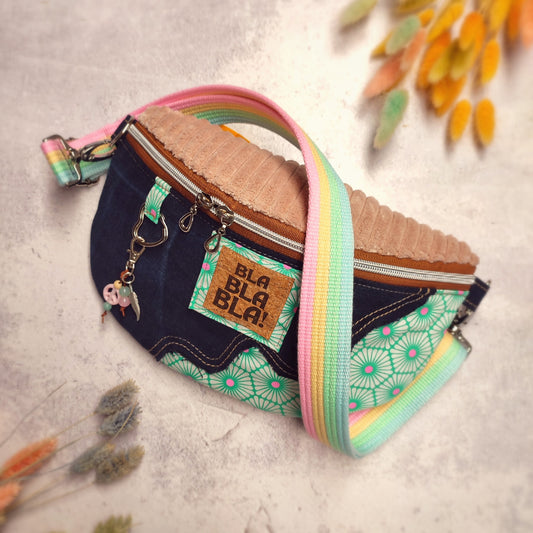 Upcycling Jeans Crossbag "Geometrie"