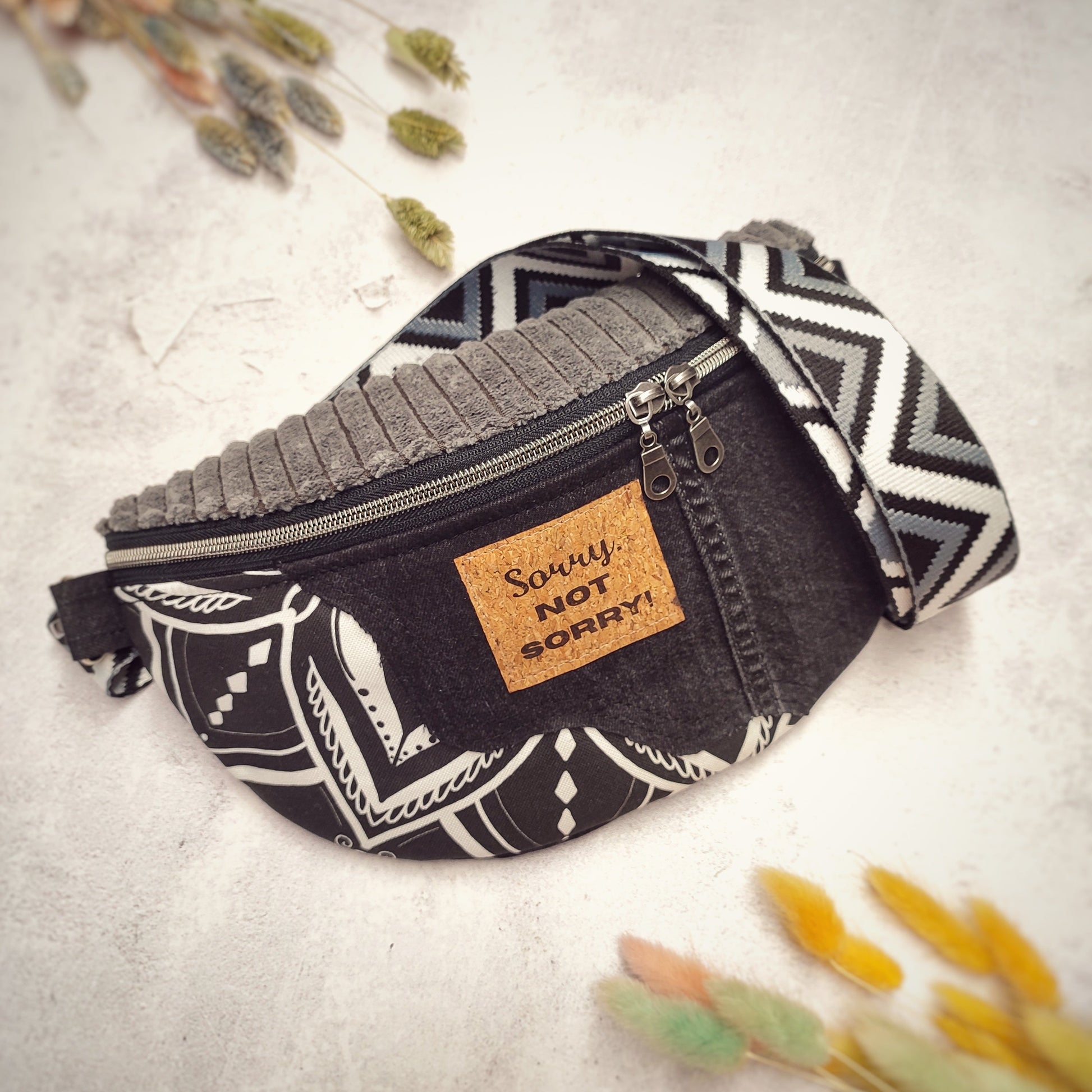 Upcycling Jeans Crossbag "Black&White" - nachhaltig & Fair von AnyArtDesign