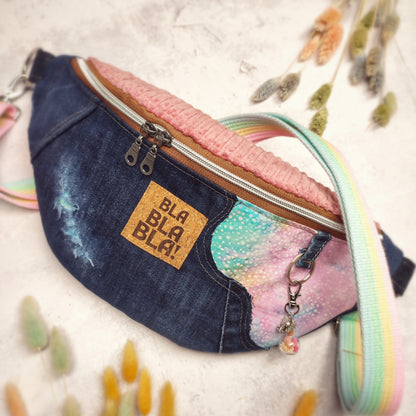 Upcycling Crossbody Bag "Rainbow" - nachhaltig & Fair von AnyArtDesign