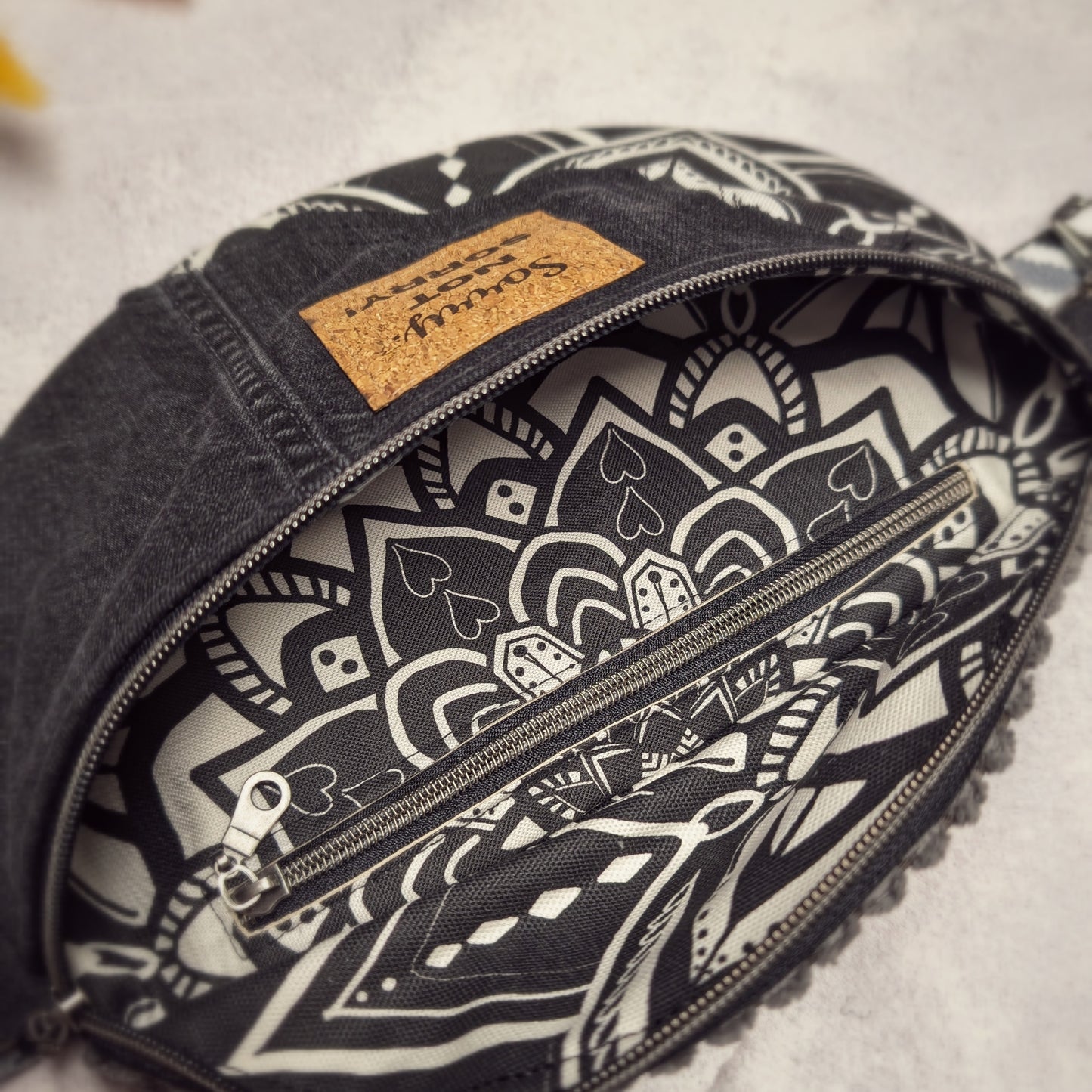 Upcycling Jeans Crossbag "Black&White" - nachhaltig & Fair von AnyArtDesign