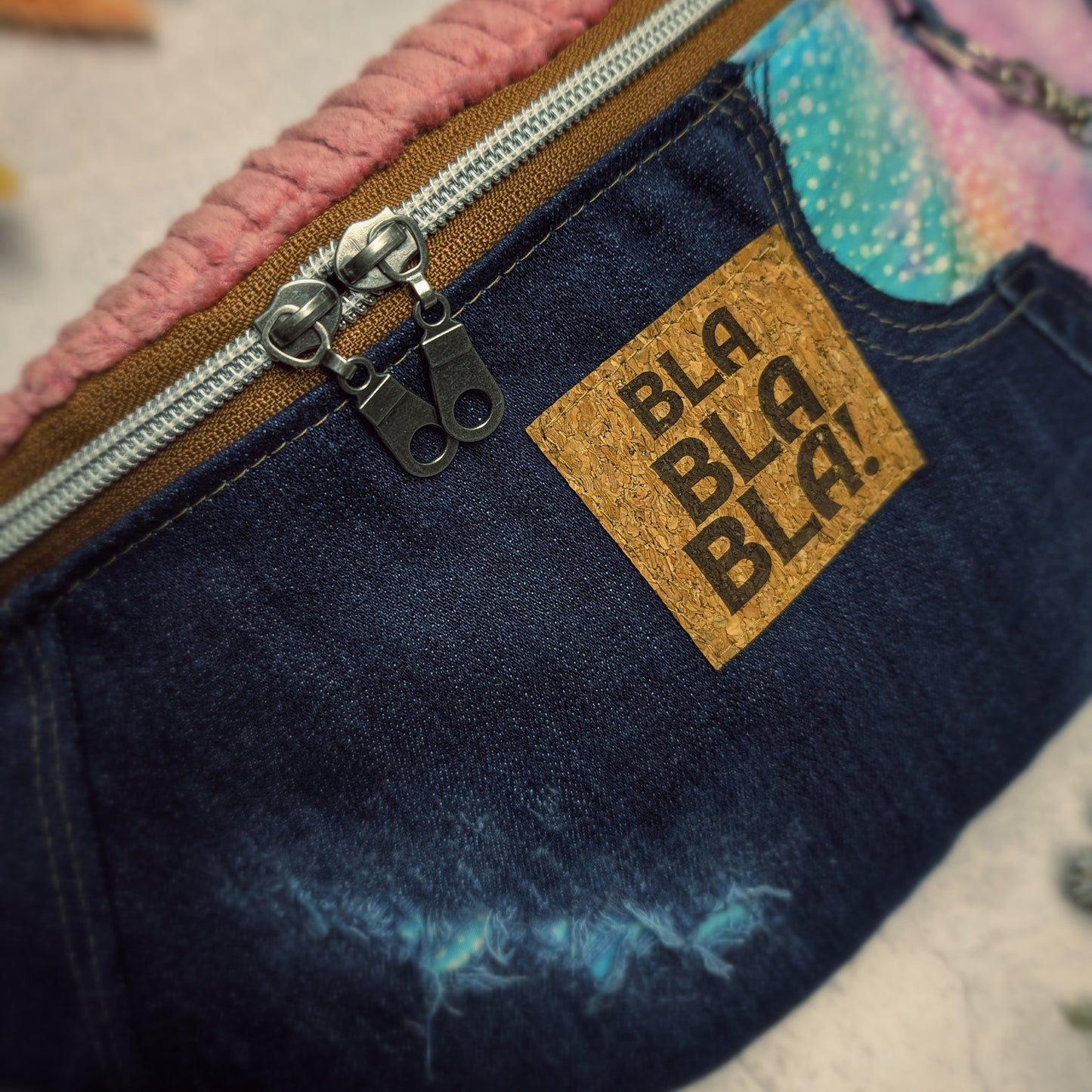 Upcycling Crossbody Bag "Rainbow" - nachhaltig & Fair von AnyArtDesign