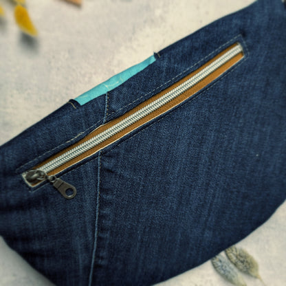 Upcycling Jeans Crossbag "Tortuga" - nachhaltig & Fair von AnyArtDesign
