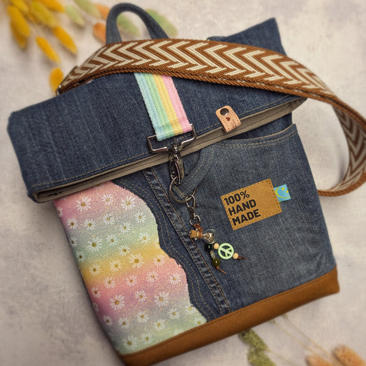 Upcycling Handtasche "Flowerpower" - nachhaltig & Fair von AnyArtDesign