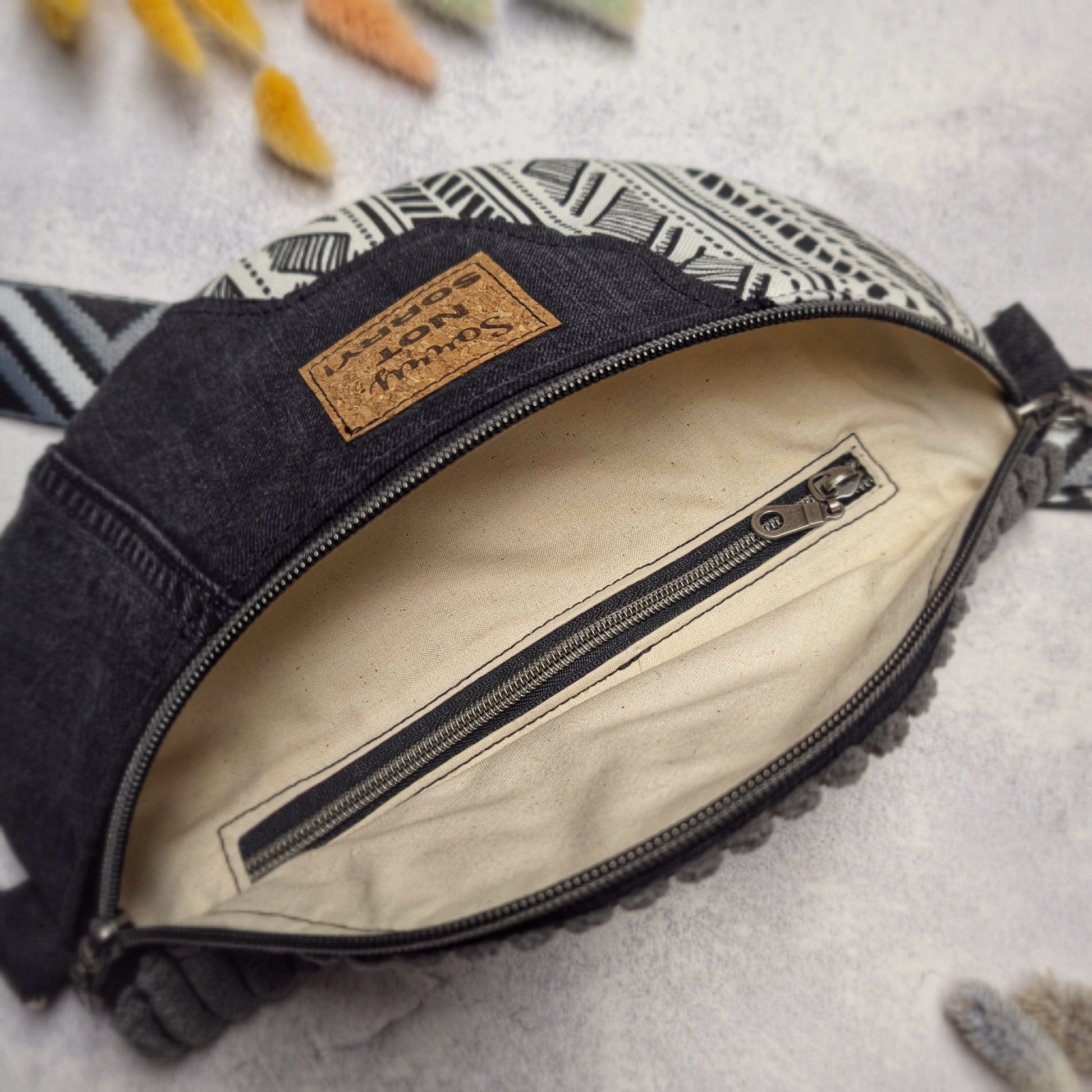 Upcycling Jeans Crossbag "Ethno" - nachhaltig & Fair von AnyArtDesign