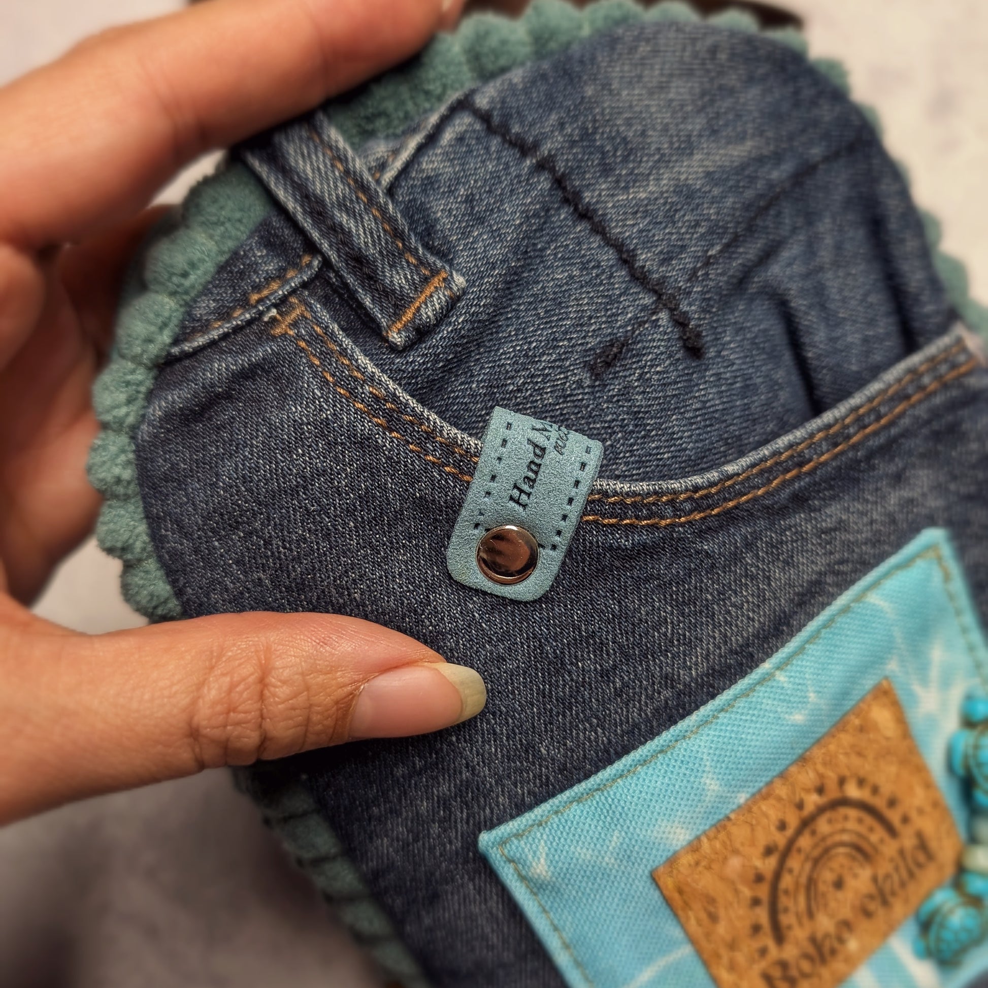 Mini Jeans Slingbag "Tortuga" - nachhaltig & Fair von AnyArtDesign