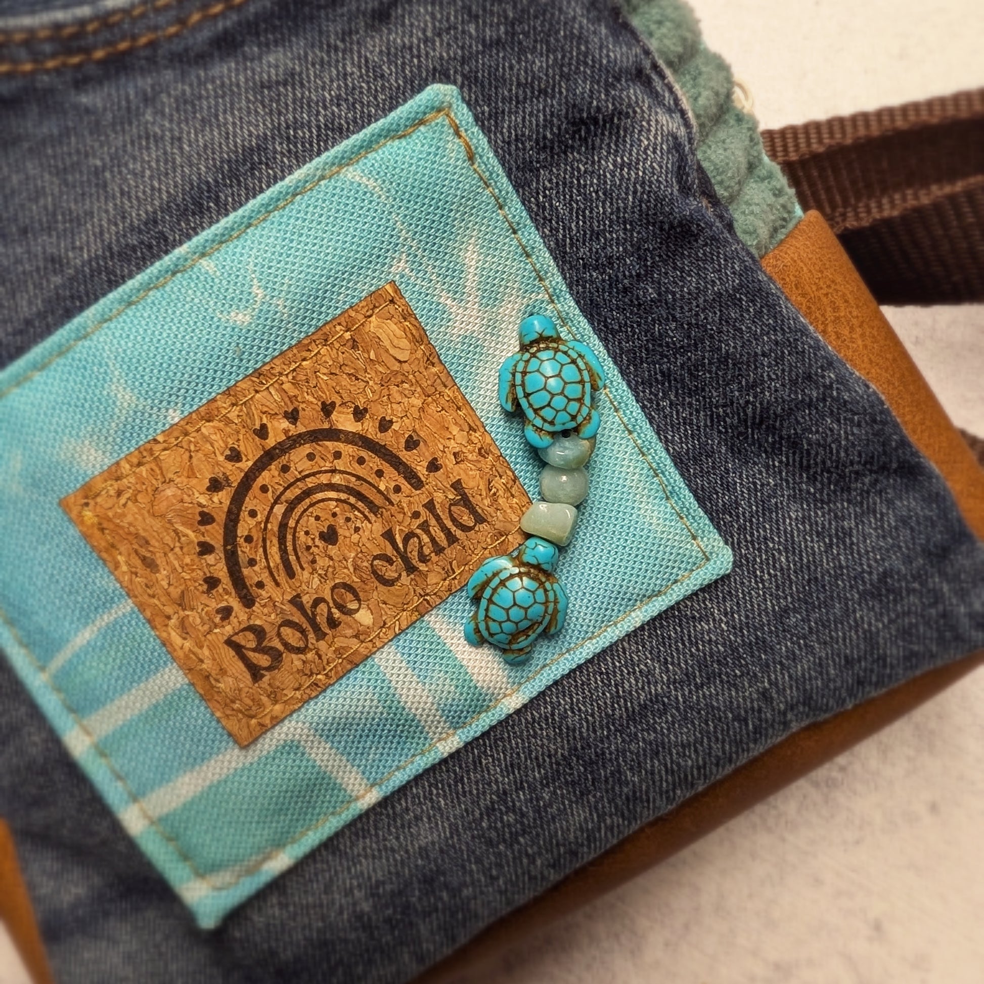 Mini Jeans Slingbag "Tortuga" - nachhaltig & Fair von AnyArtDesign