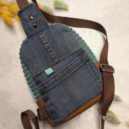 Mini Jeans Slingbag "Tortuga" - nachhaltig & Fair von AnyArtDesign