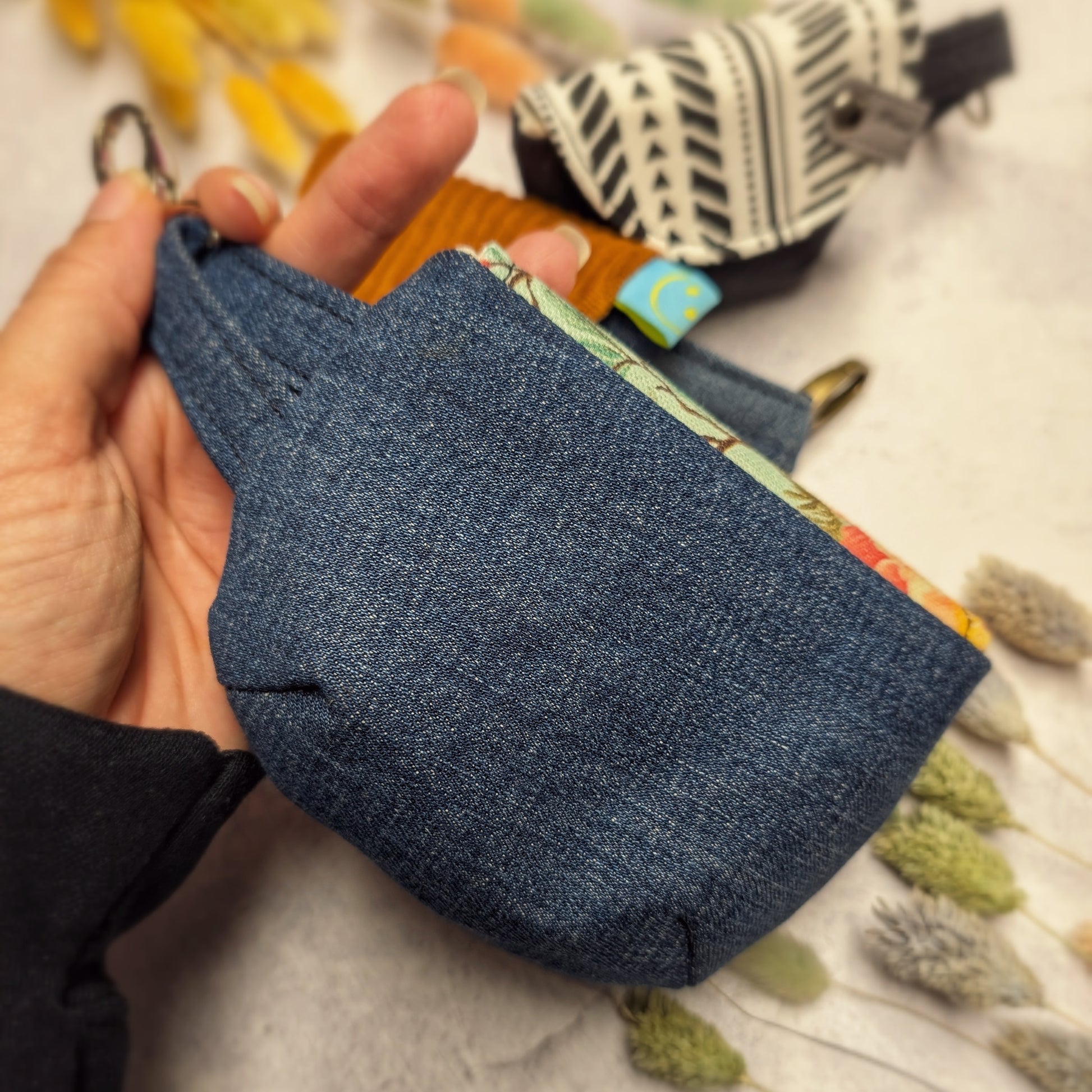 Blumen (Groß) Upcycling "Little Bloom" - nachhaltig & Fair von AnyArtDesign