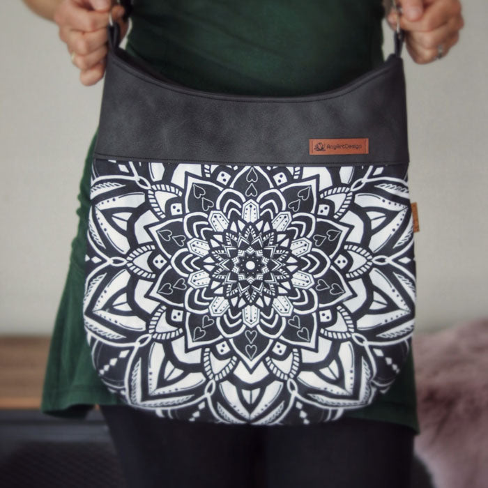 Mandala Handtasche "Black & White"