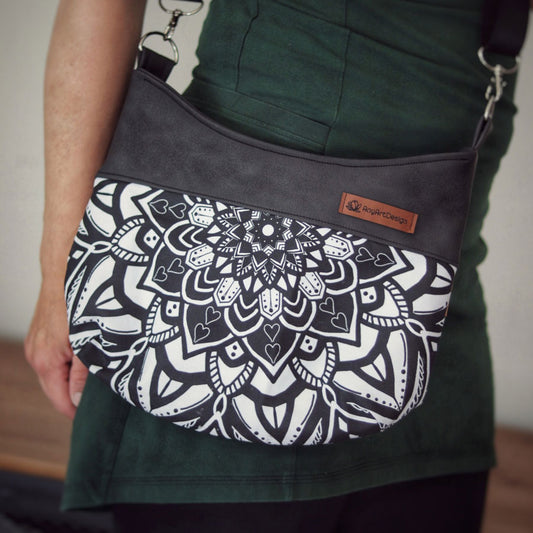 Mini Mandala Handtasche "Black & White"