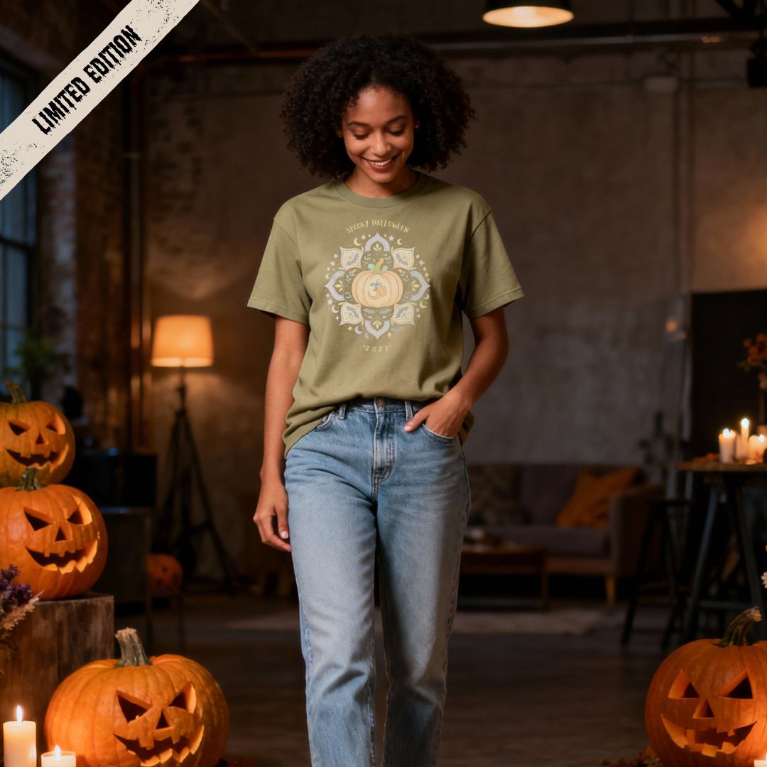 Unisex T-Shirt "Spooky Halloween 2025"
