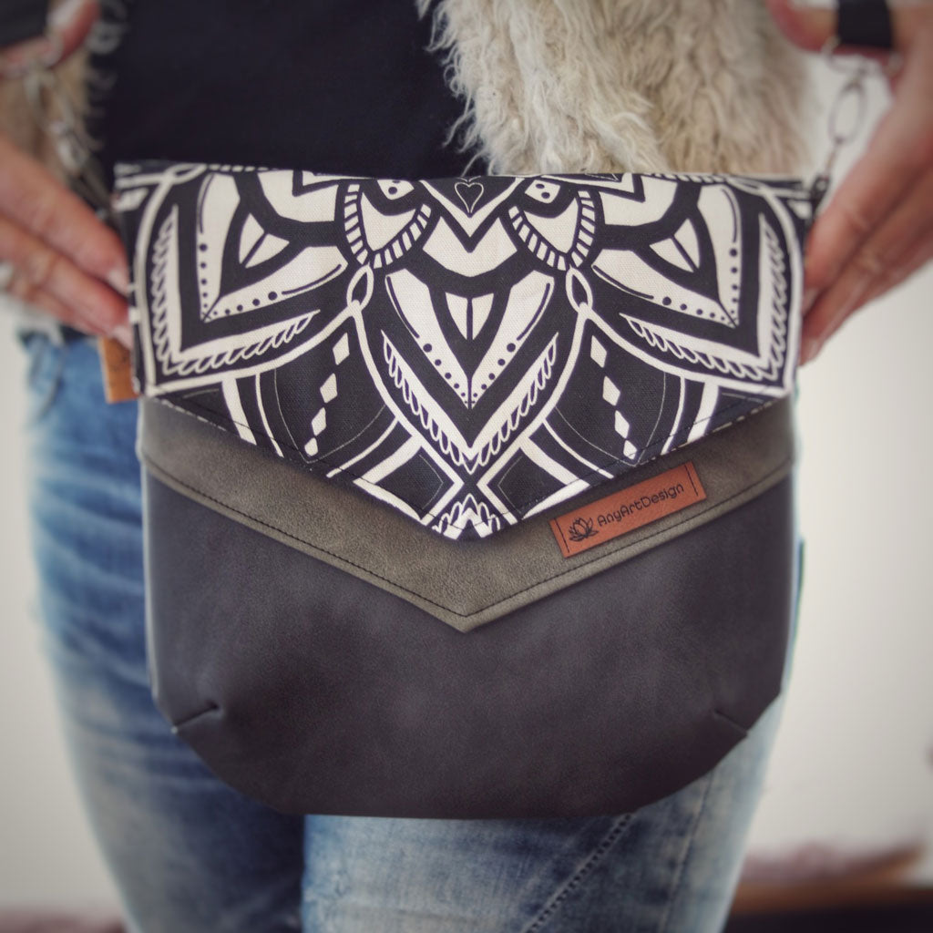 Vara Handtasche "Black & White"